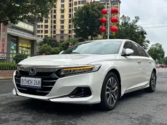 2022 Honda Accord 2.0L Hybrid, белый — фото 1