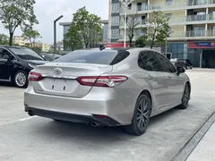 2021 Toyota Camry 2.5G Luxury — фото 9