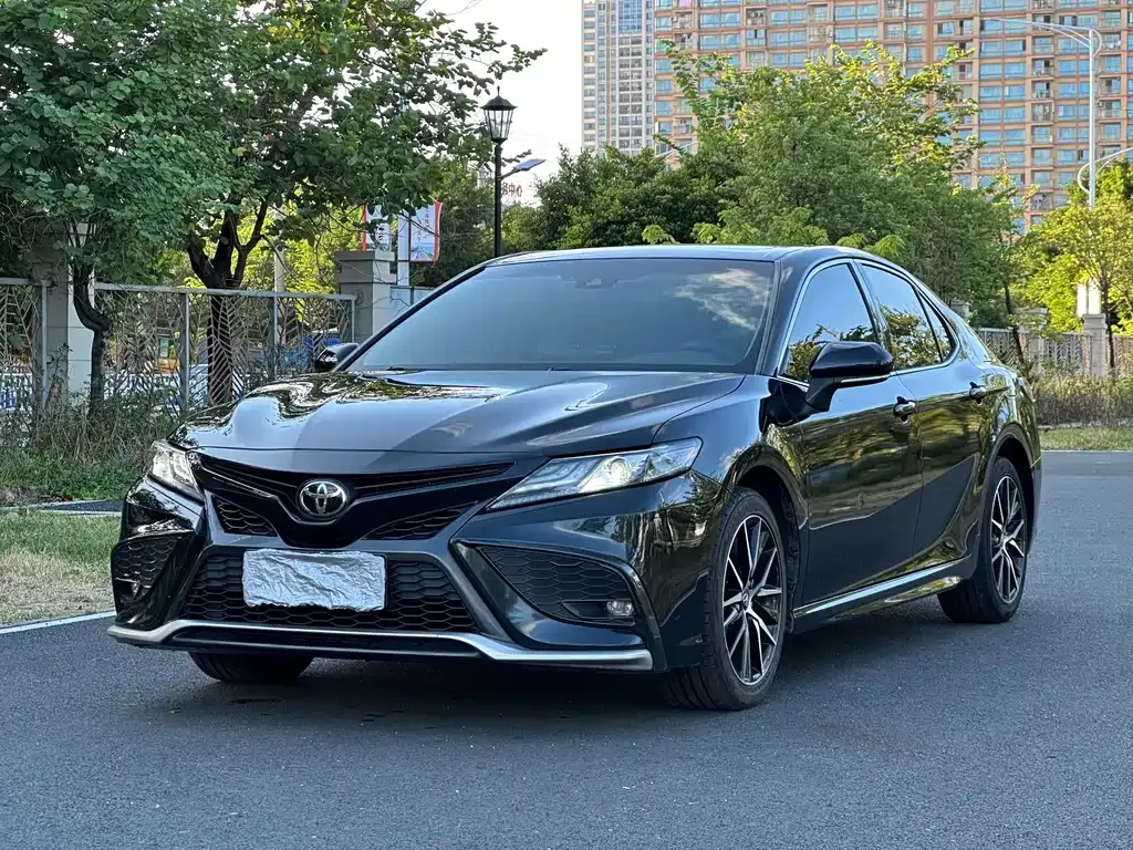 2021 Toyota Camry 2.5S Fashion