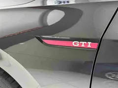 2021 Volkswagen Golf GTI 380TSI DSG — фото 8