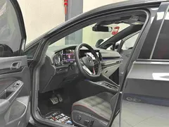 2021 Volkswagen Golf GTI 380TSI DSG — фото 11