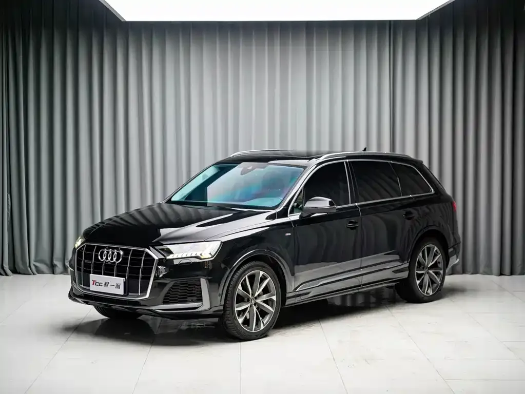 2023 Audi Q7 55 TFSI quattro S line Sport