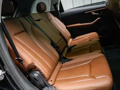 2023 Audi Q7 55 TFSI quattro S line Sport, чёрный — фото 8