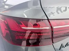 2022 Audi A4L 40 TFSI Luxury Sport — фото 6