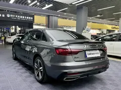 2022 Audi A4L 40 TFSI Luxury Sport — фото 12