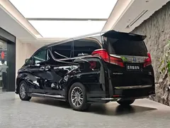 2021 Toyota Alphard Hybrid 2.5L Luxury, чёрный — фото 12
