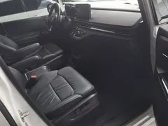 2022 Honda Odyssey 2.0L e:HEV, белый — фото 3
