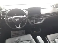 2022 Honda Odyssey 2.0L e:HEV, белый — фото 12