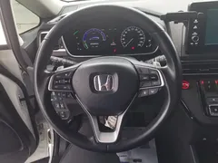 2022 Honda Odyssey 2.0L e:HEV, белый — фото 15