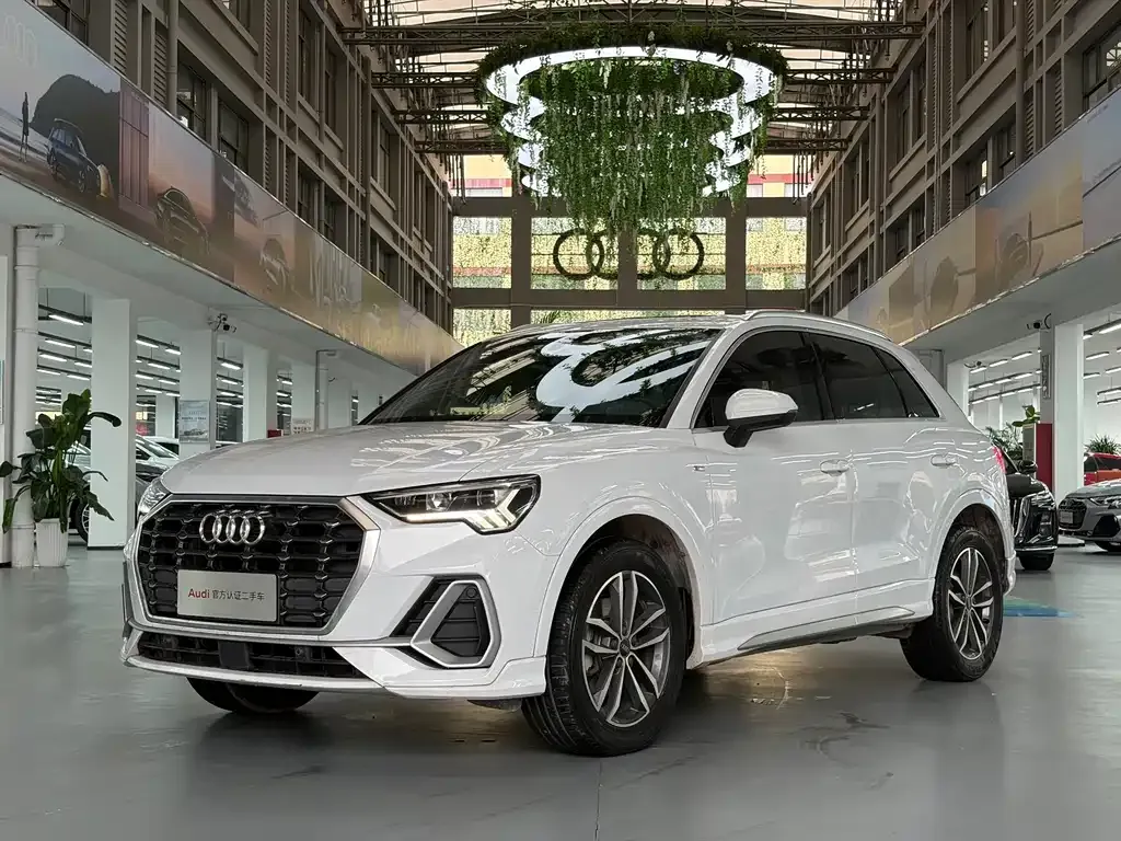 2021 Audi Q3 35 TFSI Sport