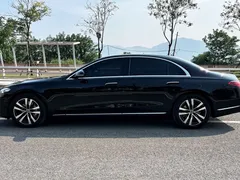 2023 Mercedes-Benz S-Class S 400 L Luxury, чёрный — фото 2
