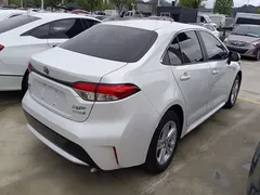 2019 Toyota Levin 1.8H Hybrid E-CVT Luxury, белый — фото 3