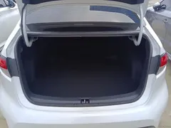 2019 Toyota Levin 1.8H Hybrid E-CVT Luxury, белый — фото 4