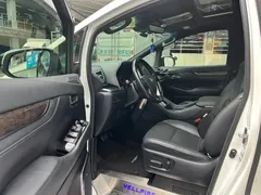 2021 Toyota Vellfire Hybrid 2.5L HV Premium, белый — фото 3