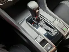 2021 Honda Civic Hatchback 220TURBO CVT — фото 17