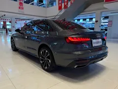 2022 Audi A4L 40 TFSI Luxury Sport — фото 4