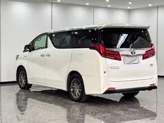 2021 Toyota Alphard Hybrid 2.5L Premium, белый — фото 4