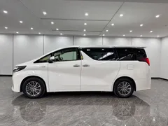 2021 Toyota Alphard Hybrid 2.5L Premium, белый — фото 6