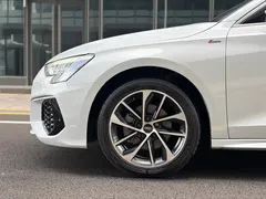2022 Audi A3L Limousine 35 TFSI Sport, белый — фото 5