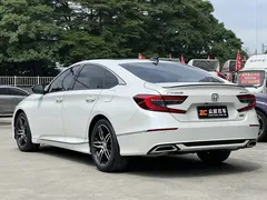 2022 Honda Accord 260TURBO Premium, белый — фото 3