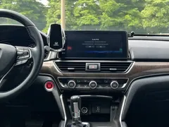 2022 Honda Accord 260TURBO Premium, белый — фото 13