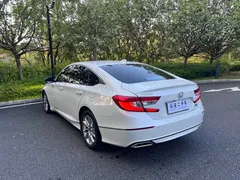 2018 Honda Accord 260TURBO Elite, белый — фото 6