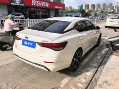 2022 Nissan Sylphy 1.6L XL CVT Enjoy, белый — фото 3