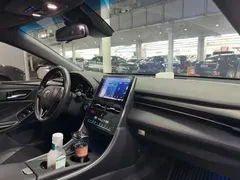 2022 Toyota Avalon 2.0L Luxury, белый — фото 8