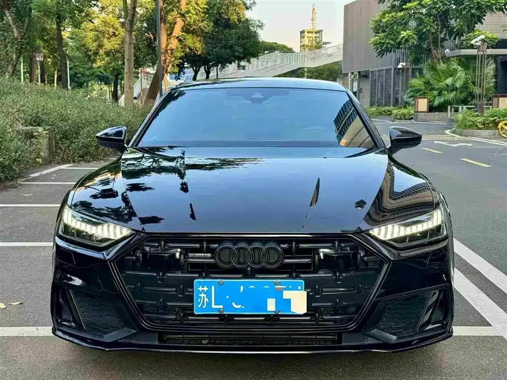 2022 Audi A7L 55 TFSI quattro S-line Zhiyuan Black Package