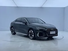 2023 Audi A3 L Limousine 35 TFSI Fashion Sport, зелёный — фото 3
