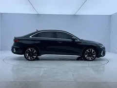 2023 Audi A3 L Limousine 35 TFSI Fashion Sport, зелёный — фото 7