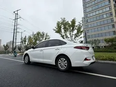 2020 Hyundai Elantra 1.6L AT GL, белый — фото 24