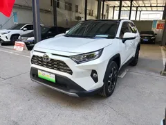 2021 Toyota RAV4 2.0L CVT 4WD Premium, белый — фото 1