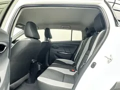 2022 Toyota Yaris L Zhixuan X 1.5L CVT Luxury Plus, белый — фото 5