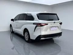 2021 Toyota Sienna 2.5L Hybrid Premium, белый — фото 3