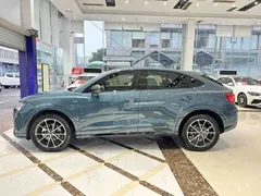 2024 Audi Q3 45 TFSI quattro Fashion Dynamic Launch Special Edition, зелёный — фото 18
