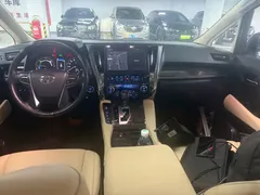 2021 Toyota Alphard Hybrid 2.5L Premium, белый — фото 8