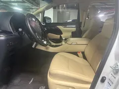 2021 Toyota Alphard Hybrid 2.5L Premium, белый — фото 10