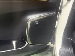 2021 Toyota Alphard Hybrid 2.5L Premium, белый — фото 13