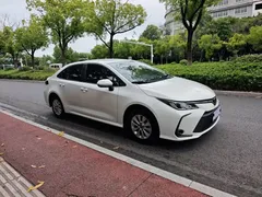 2021 Toyota Corolla 1.2T S-CVT Pioneer Plus, белый — фото 3