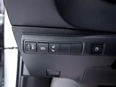 2022 Toyota Levin Hybrid 1.8H E-CVT Luxury — фото 9