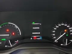 2023 Toyota Sienna 2.5L Hybrid Premium, белый — фото 11