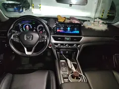 2022 Honda Accord 2.0L Hybrid, белый — фото 10