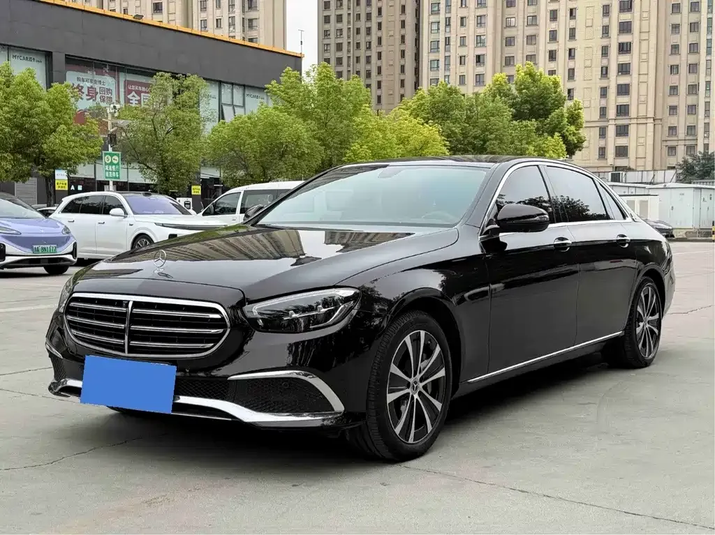 2023 Mercedes-Benz E-Class E 350 e L PHEV Sedan