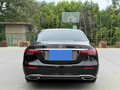 2023 Mercedes-Benz E-Class E 350 e L PHEV Sedan, чёрный — фото 5