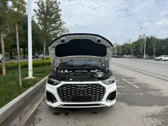 2022 Audi Q5L Sportback 40 TFSI Luxury, белый — фото 17