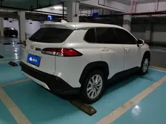 2022 Toyota Corolla Cross 2.0L Pioneer, белый — фото 3