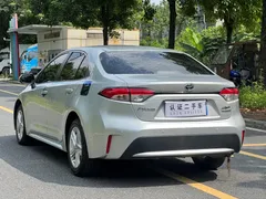 2022 Toyota Levin Hybrid 1.8H E-CVT — фото 7