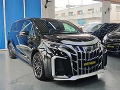 2023 Toyota Sienna 2.5L Hybrid Comfort, чёрный — фото 3