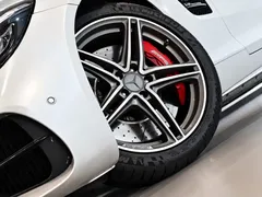 2019 Mercedes-Benz AMG GT C — фото 11